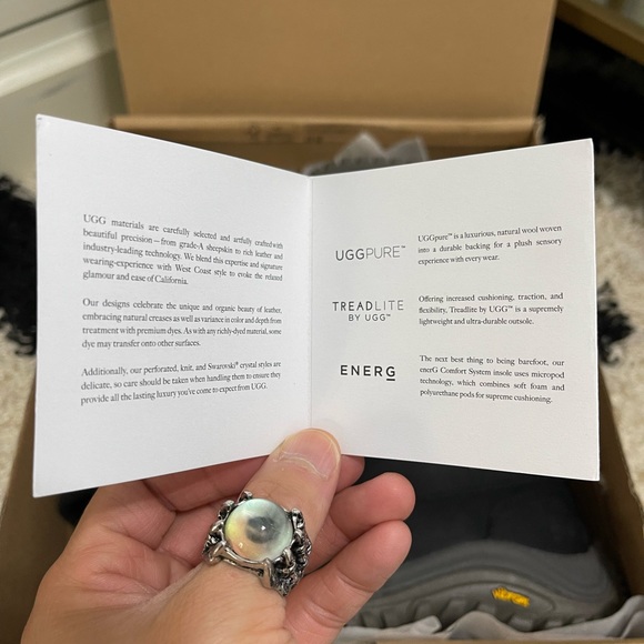 NIB Women’s Size 5 (European Size 36) UGG Adirondack II Plaid Waterproof Boots - Picture 14 of 16